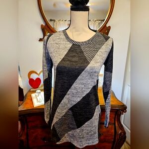 David Cline XS Black & Gray Crew Neck Long Sleeve Top